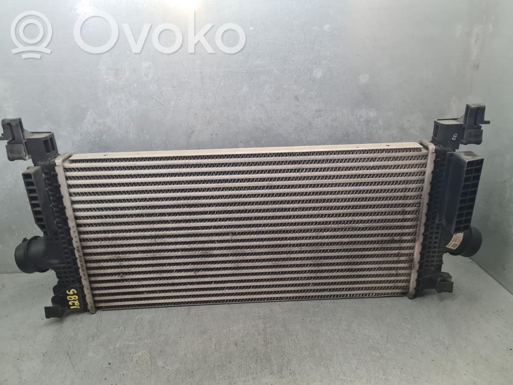 Opel Astra J Chłodnica powietrza doładowującego / Intercooler 