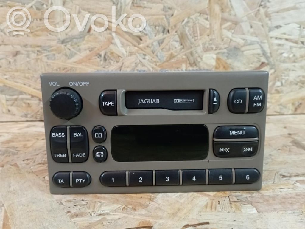 Jaguar S-Type Panel / Radioodtwarzacz CD/DVD/GPS