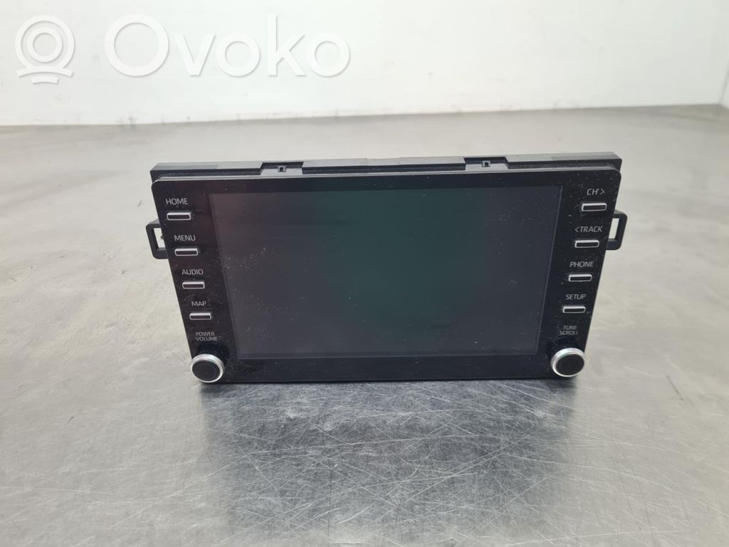 Toyota Yaris XP210 Panel / Radioodtwarzacz CD/DVD/GPS 