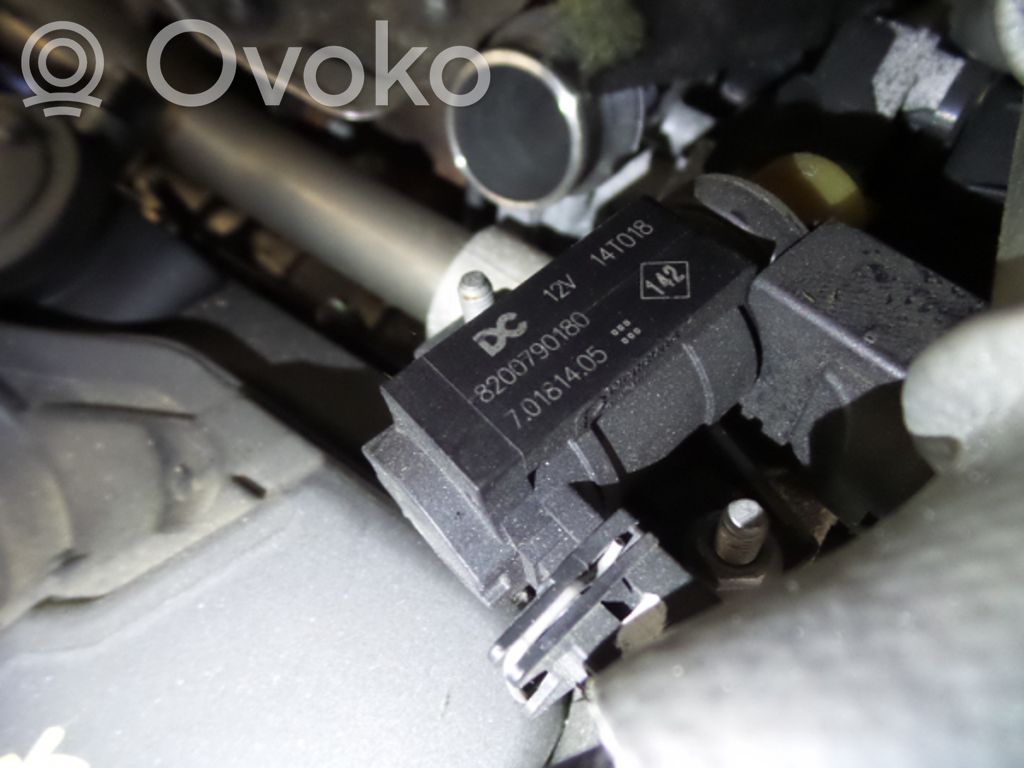 Vārsts (-i)   8200790180,14T018,70181405,EMMOTOR