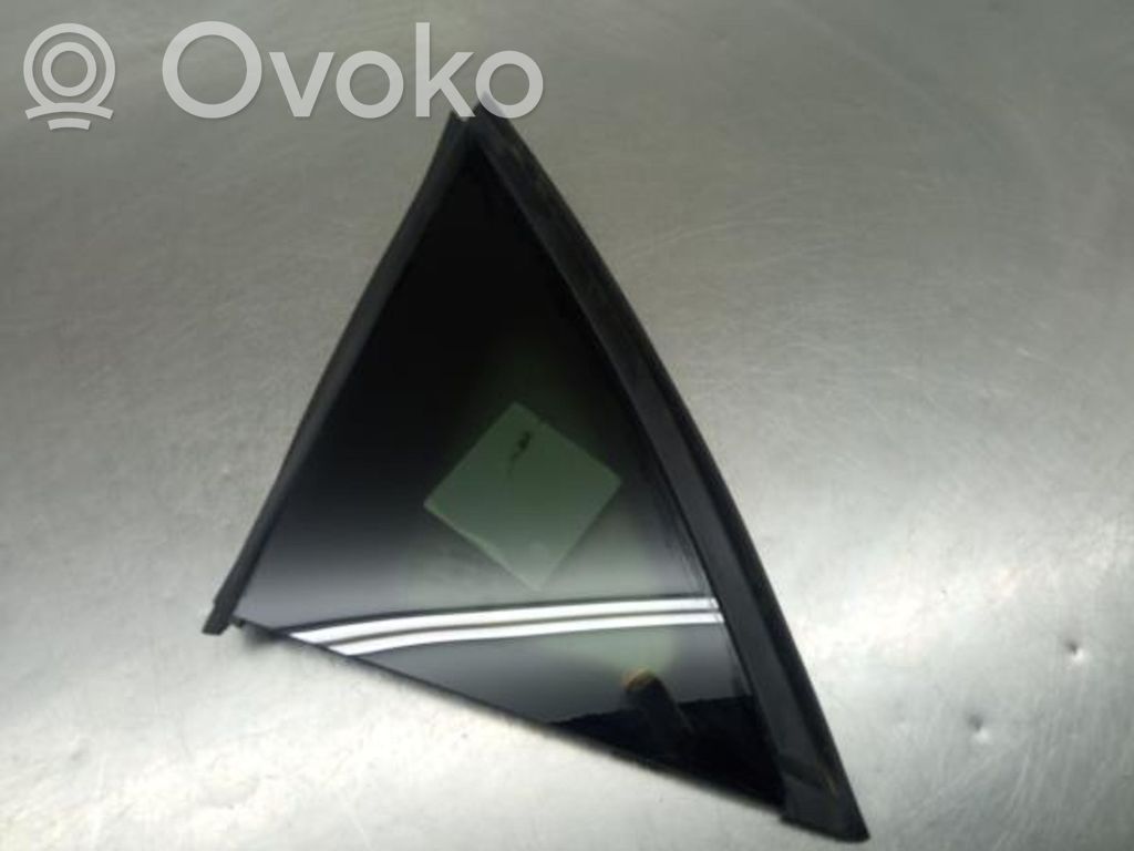 Renault Captur II Rear side window 