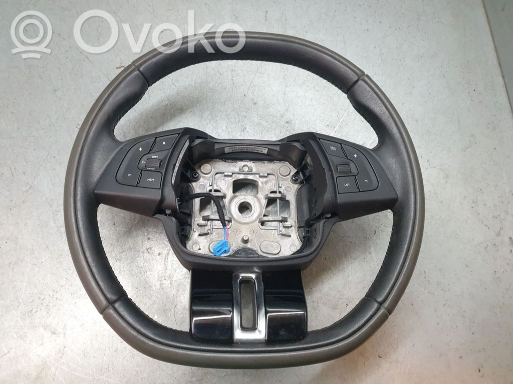 Steering wheel   98085005ZD,34149002A