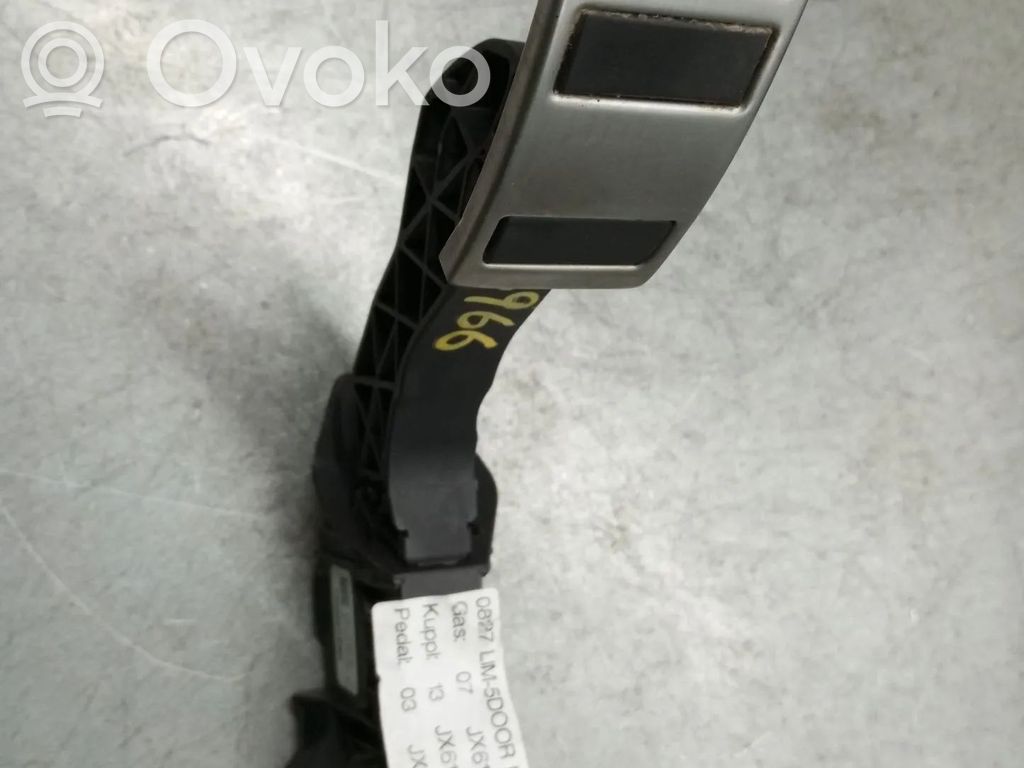 Akseleratora pedālis   JX619F836EC,6PV01285102