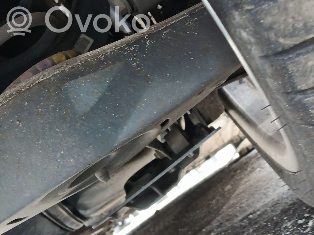 Audi TT TTS Mk2 Zwrotnica koła tylnego 