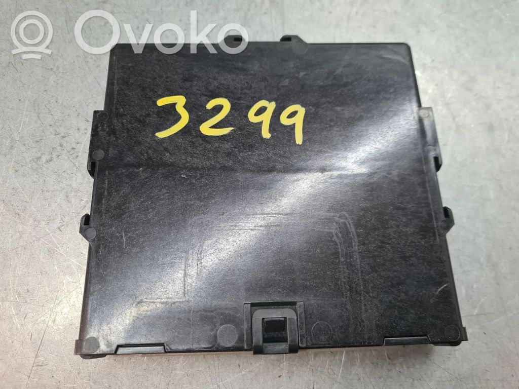 Toyota Auris E180 Comfort/convenience module 