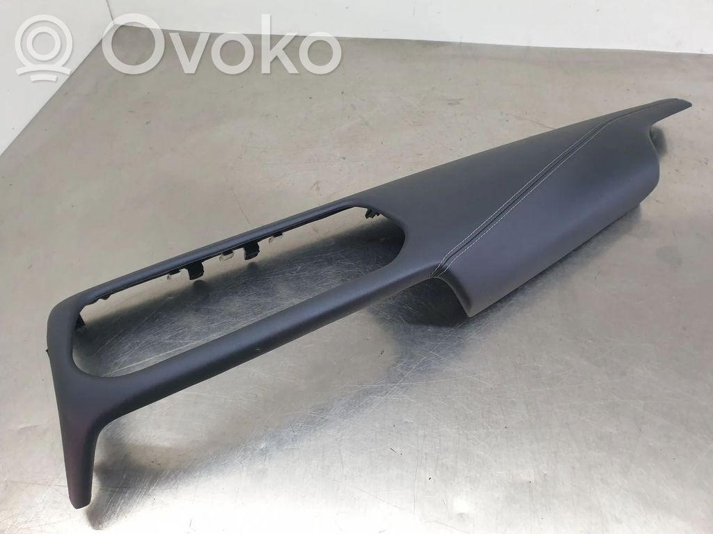 Nissan Qashqai J12 Verkleidung des Armaturenbretts 
