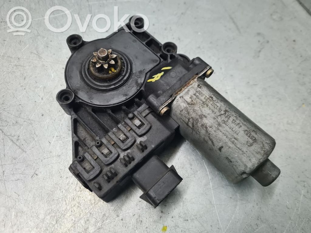 Opel Corsa C Silnik regulatora szyby drzwi przednich 