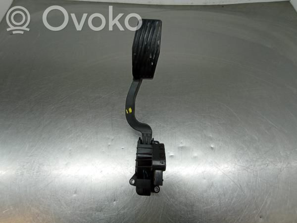 Gaspedal   19806C22,55702020