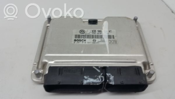 Centralina/modulo del motore   038906019HT,0281010947