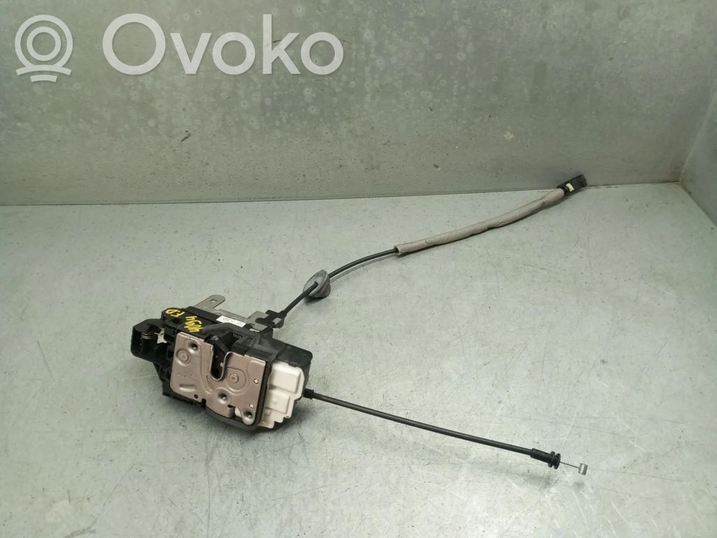 Front door lock   31440390,933374109