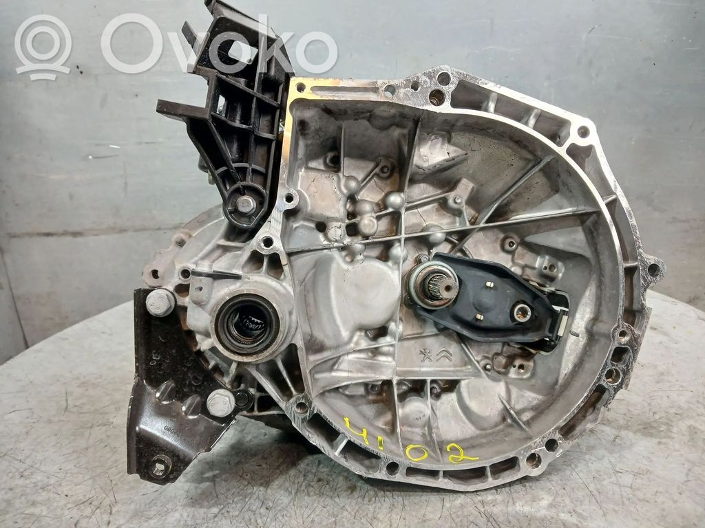 5 Gang Schaltgetriebe   20A728,1050165