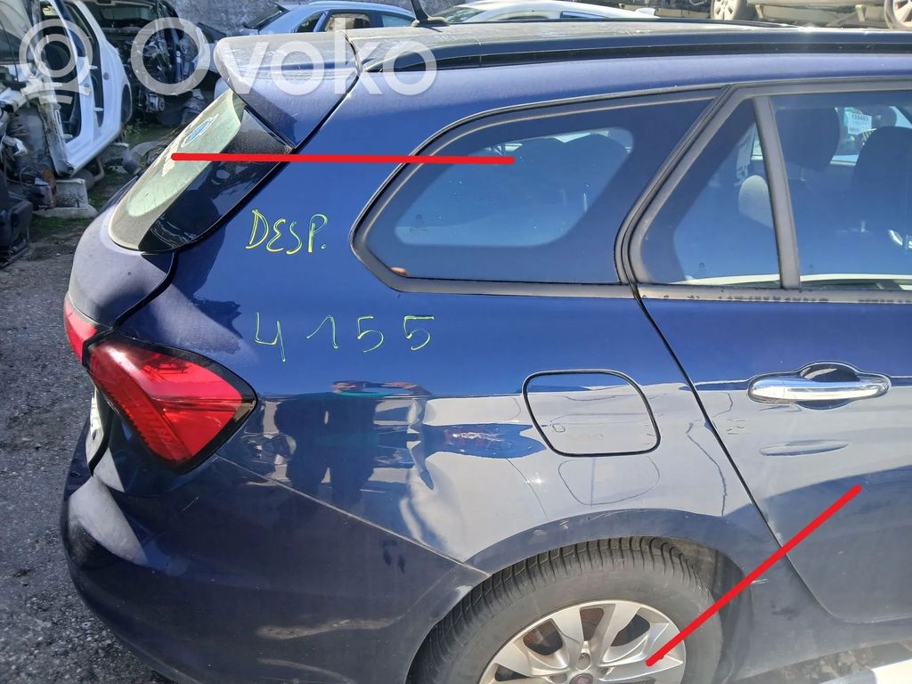 Panel lateral trasero