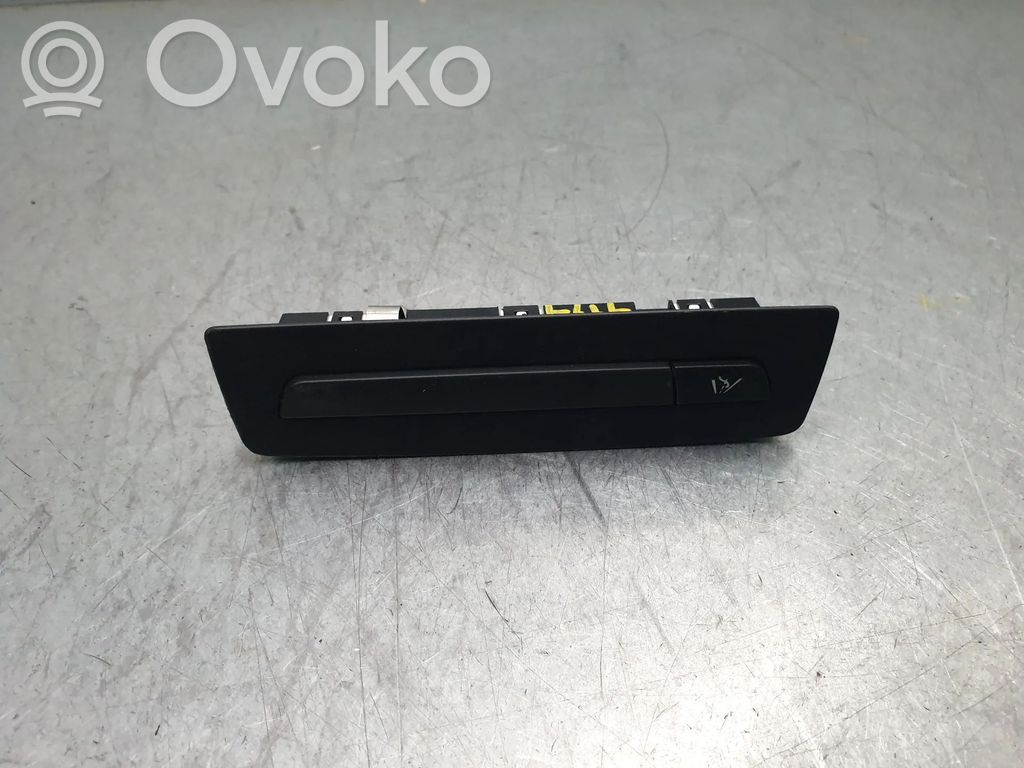 ESP (stability program) switch   923263502,11419110