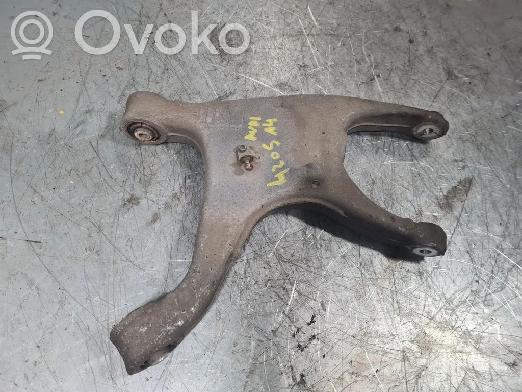 Svira   8K0505311J,8K0501529L,PAB501529B