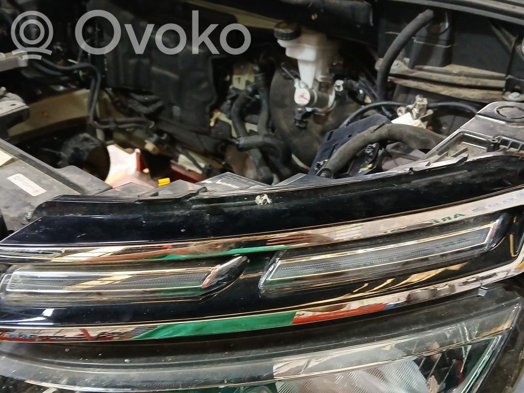 Citroen C5 Aircross Proiector lumini zi LED 