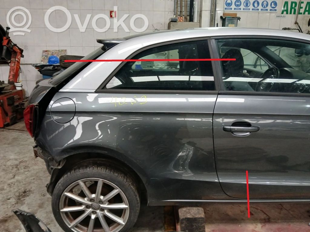 Panel lateral trasero