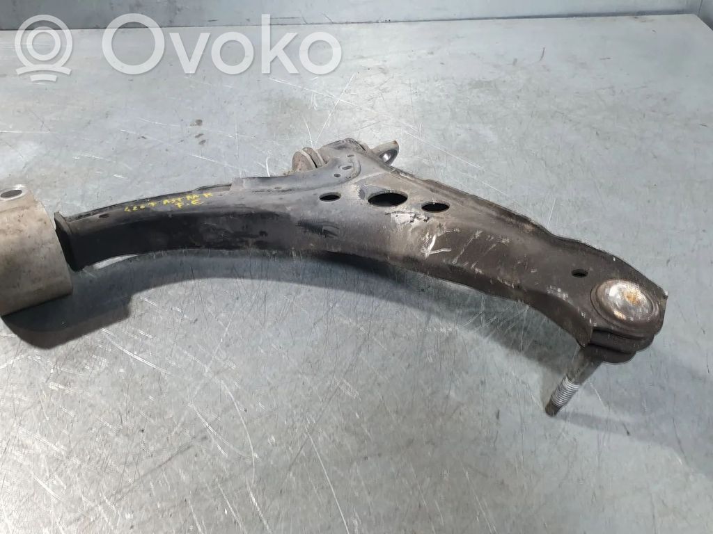 Opel Astra K Wahacz przedni 