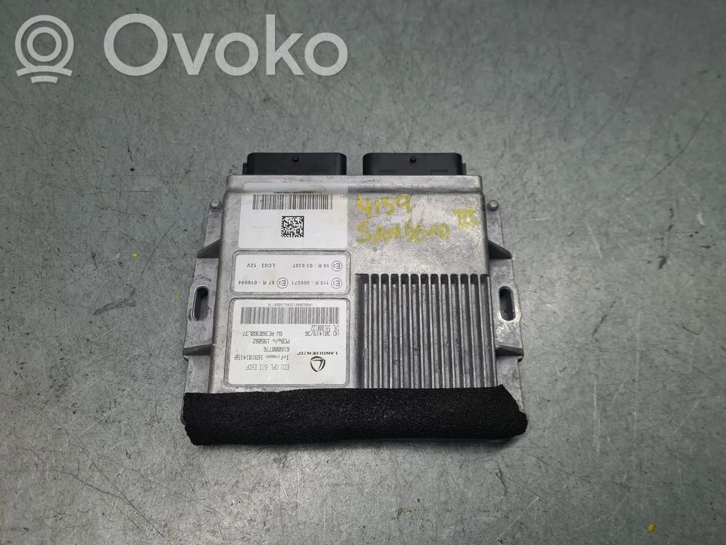 Dacia Sandero Engine control unit/module 