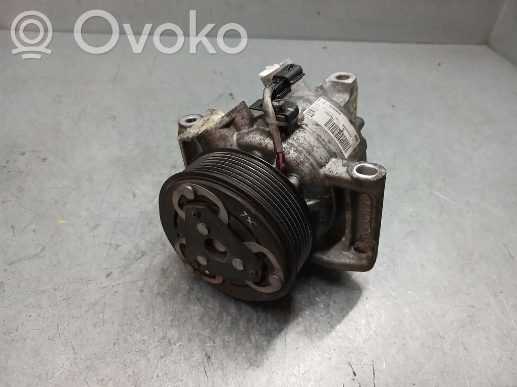 Dacia Sandero Kompresor / Sprężarka klimatyzacji A/C 