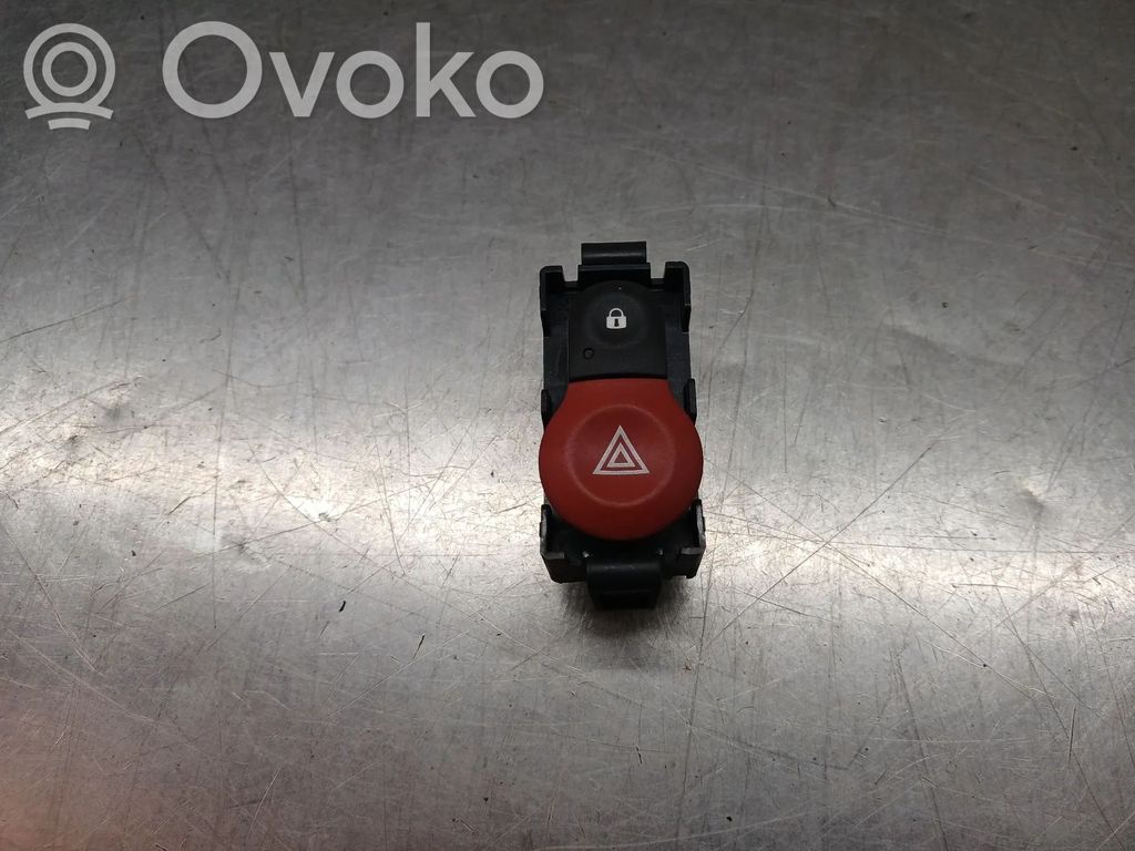 Smart ForTwo III C453 Hazard light switch 