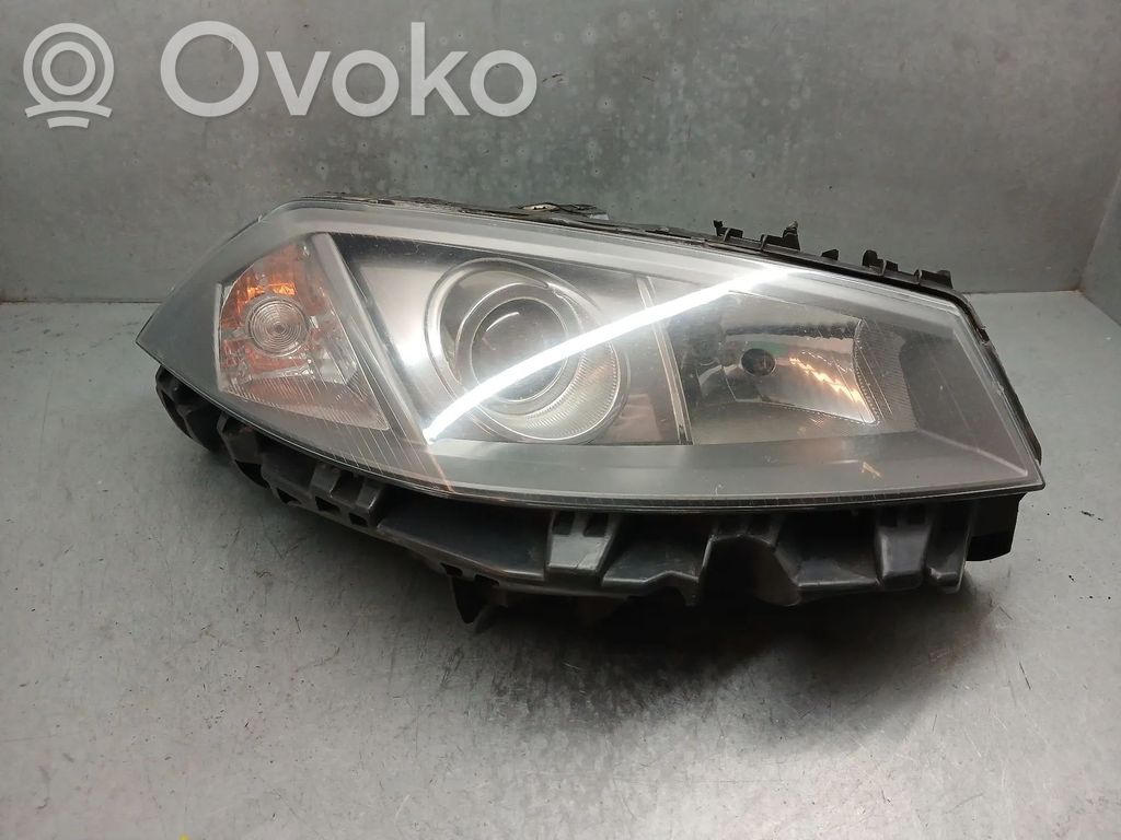 Renault Megane II Scheinwerfer 