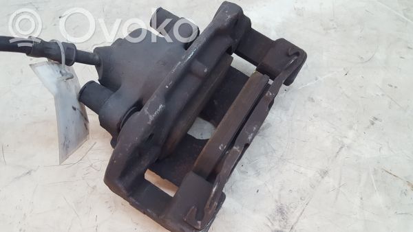 Caliper de freno delantero