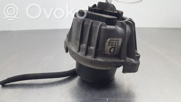 BMW 3 E90 E91 Engine mount bracket 