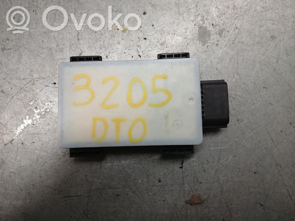 Distronic-anturi, tutka   284N04933R,DIREITO
