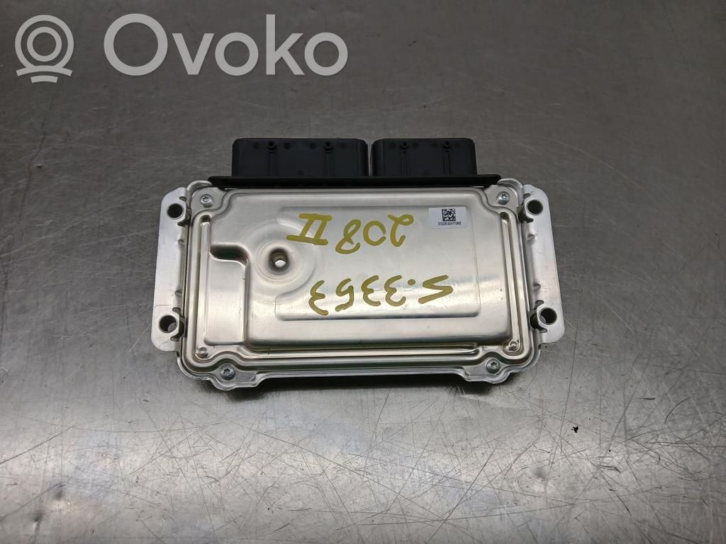 Peugeot 208 II Engine control unit/module 