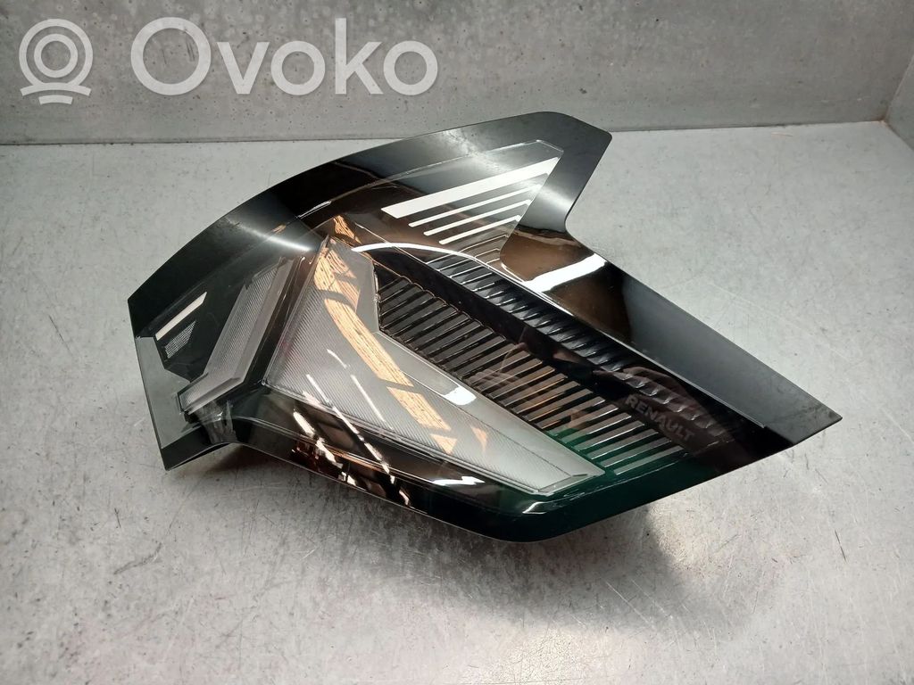 Renault Scenic E-Tech V Takavalot 