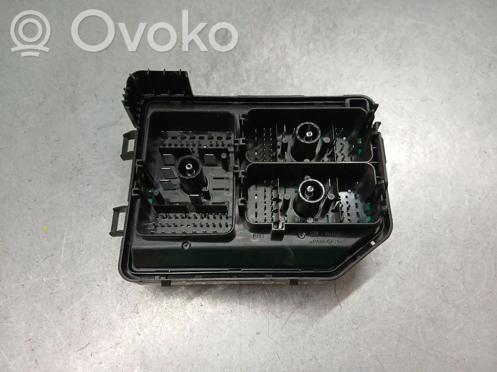 Opel Karl Unidad de control SAM 