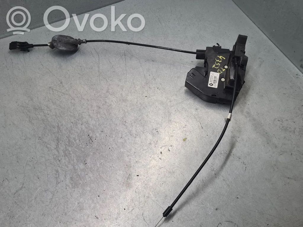 Renault Megane IV Takaoven lukko 