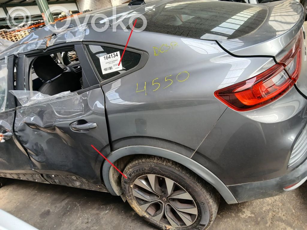 Renault Arkana Aizmugurējā ceturtdaļa mašīnas 