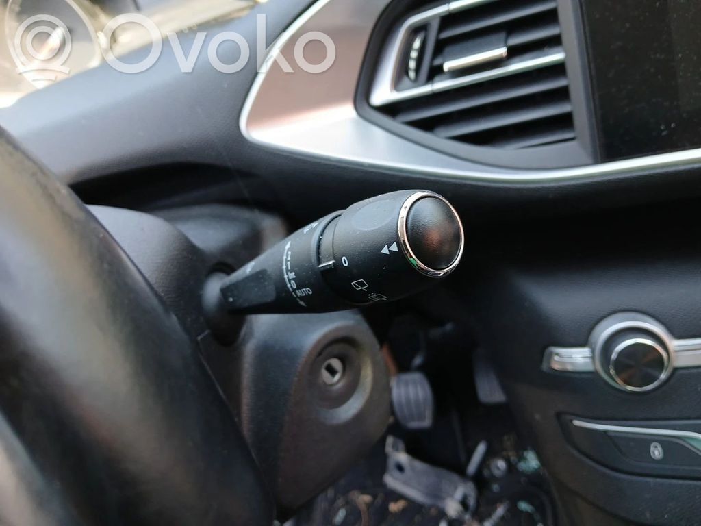 Peugeot 308 Bague collectrice/contacteur tournant airbag (bague SRS) 