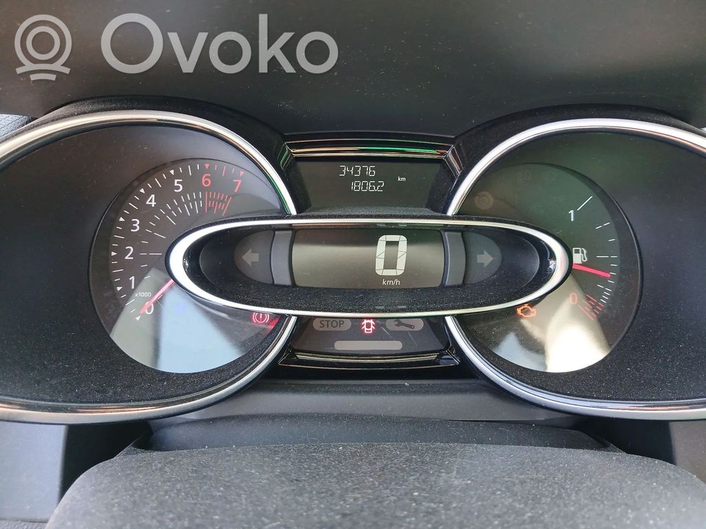 Renault Clio IV Geschwindigkeitsmesser Cockpit 
