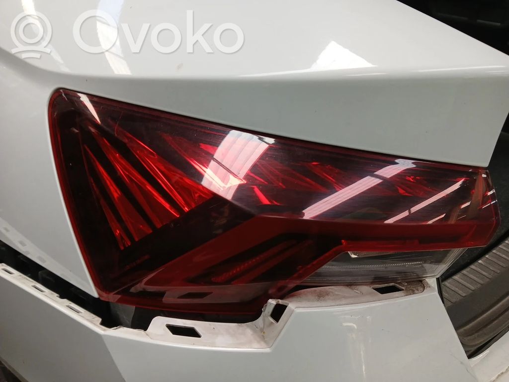 Skoda Octavia Mk4 Luces portón trasero/de freno