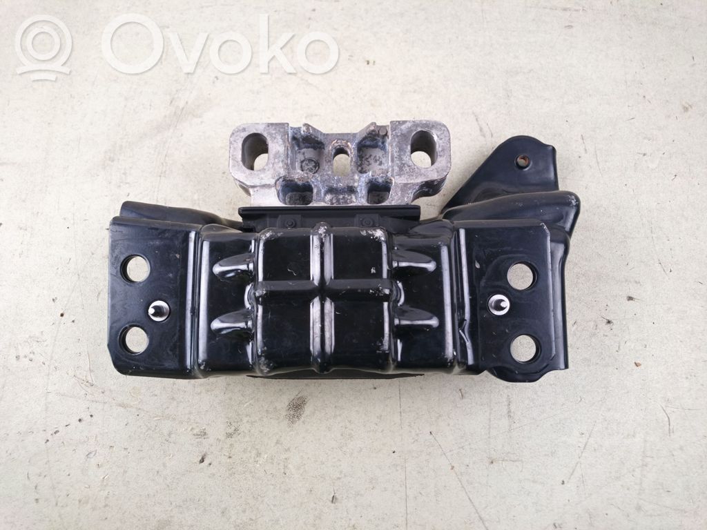 Engine mount bracket   2Q0199555BD