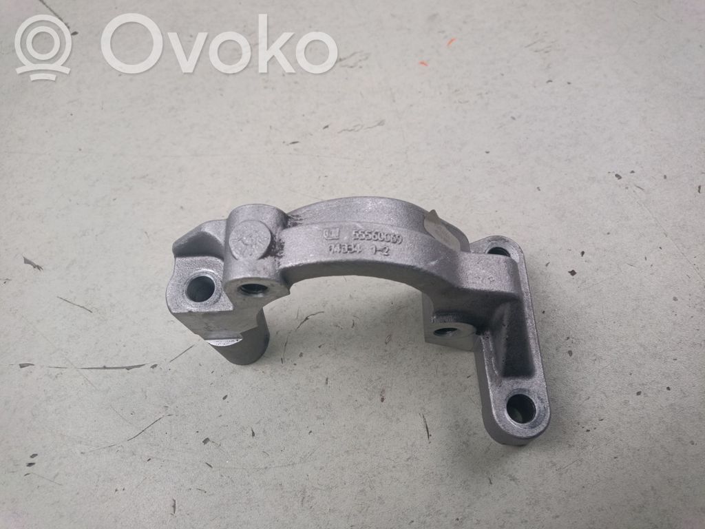 Opel Insignia A Engine mount bracket 