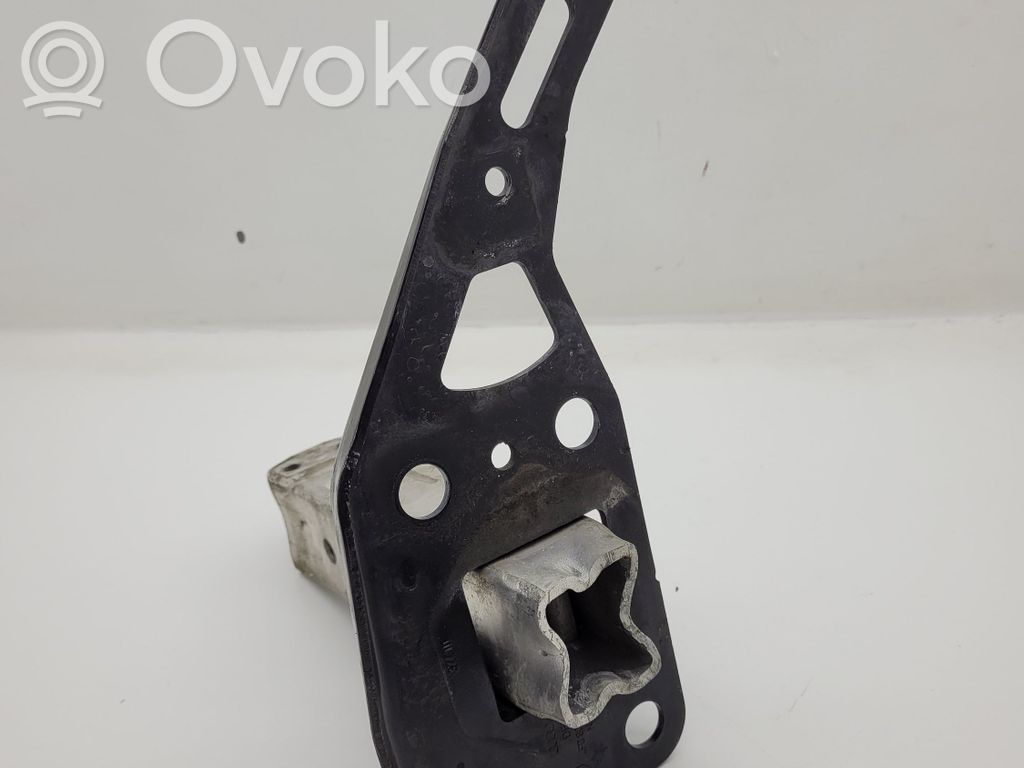 Audi A6 S6 C6 4F Radiator support slam panel bracket 