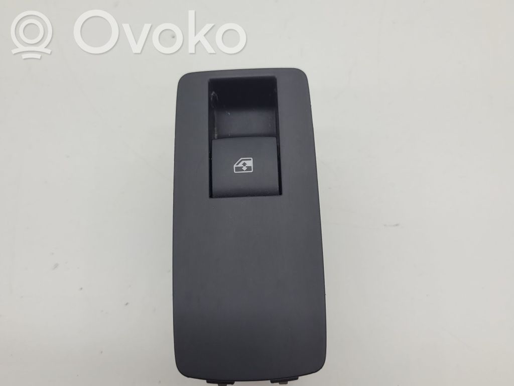 Opel Insignia A Interruptor del elevalunas eléctrico 