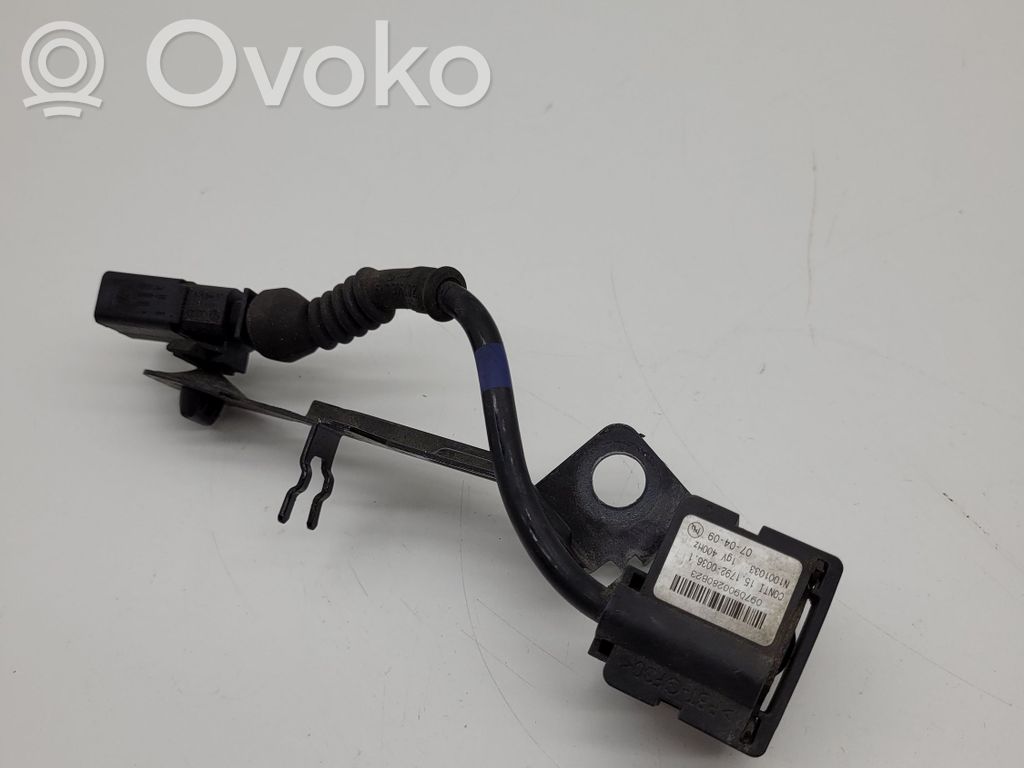 Audi A8 S8 D3 4E Air suspension front height level sensor 