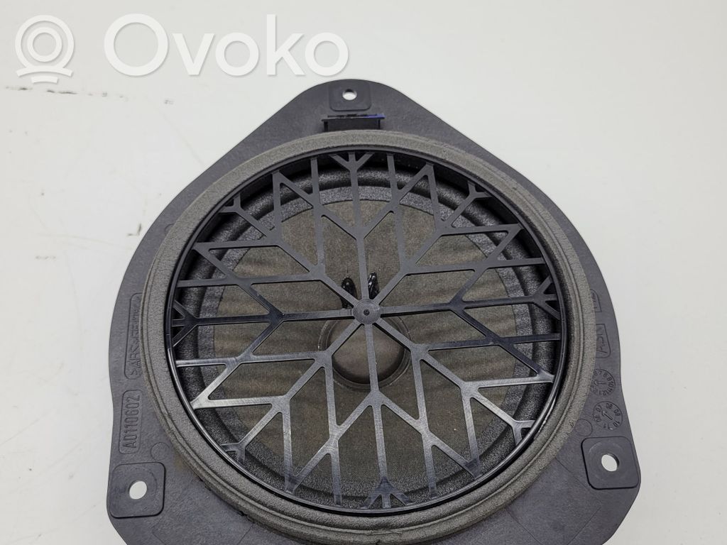 Audi A5 8T 8F Enceinte de porte arrière 