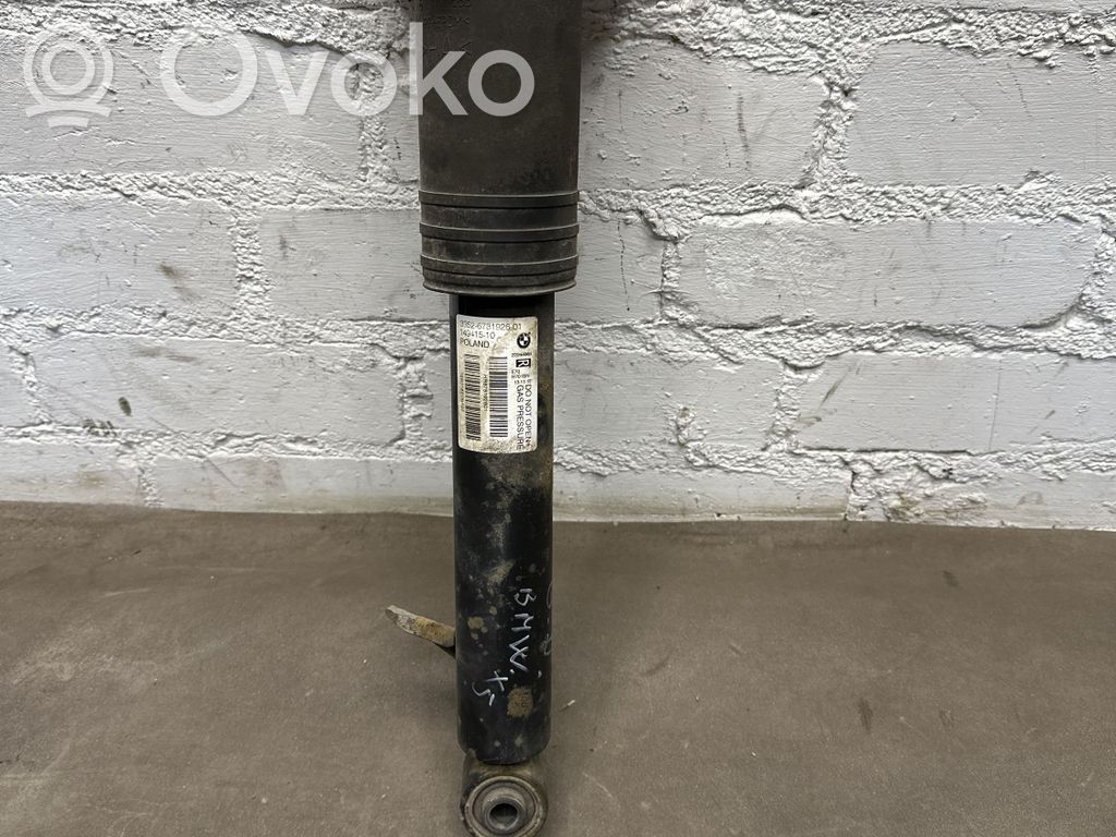 BMW X5 E70 Stoßdämpfer hinten 