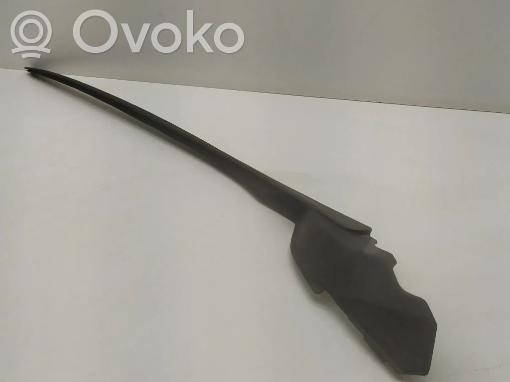 Volvo V40 Cross country Windshield trim 