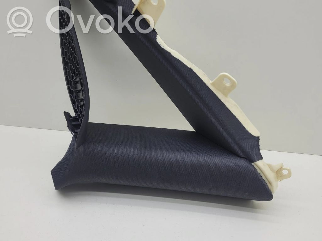 Osłona środkowa słupka / C   4G8867287