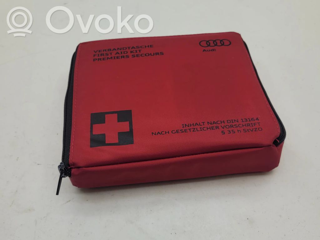 Audi A6 S6 C7 4G Vaistinėlė 
