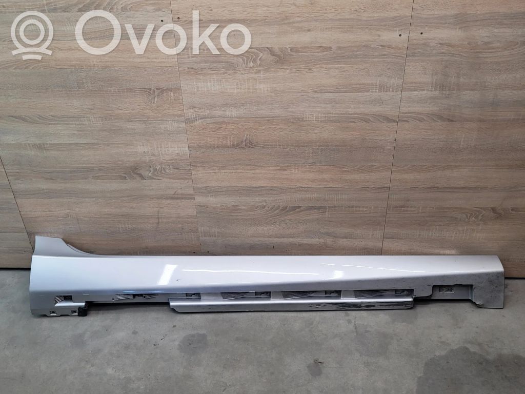 Volvo V40 Listón 