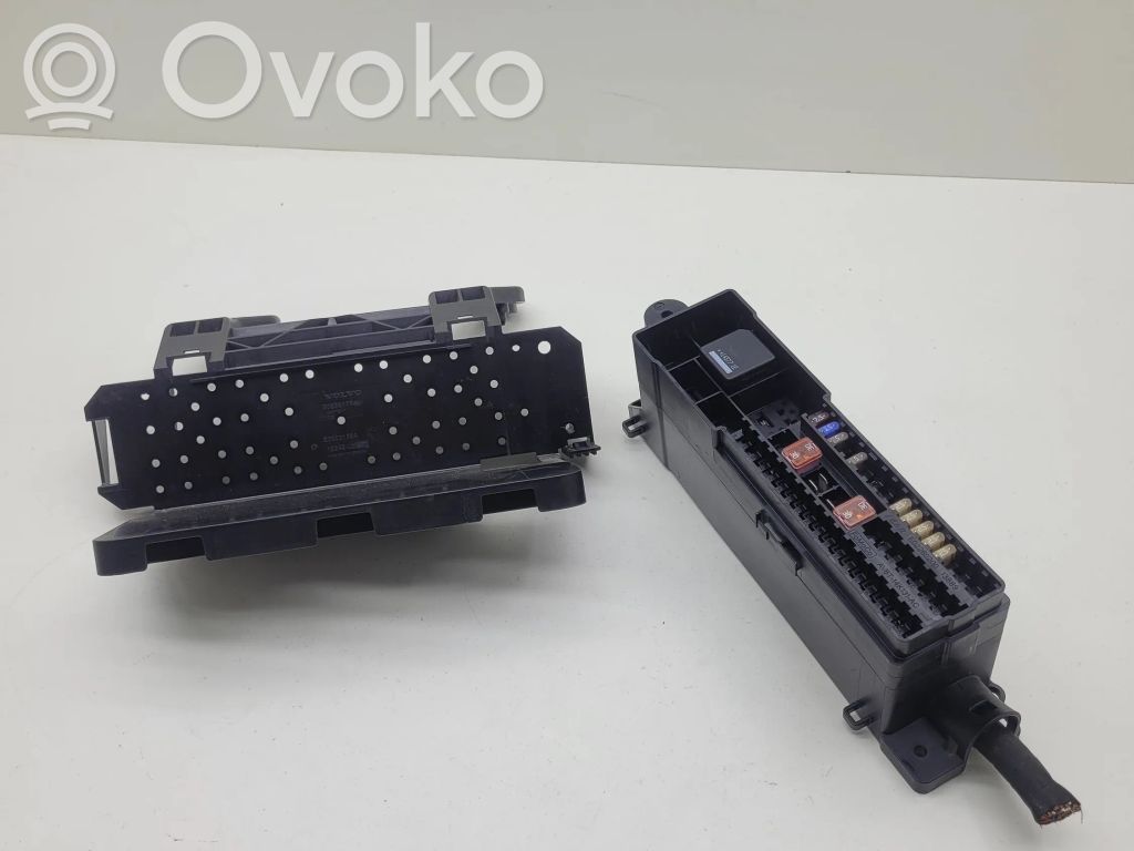 Volvo V40 Fuse box set 