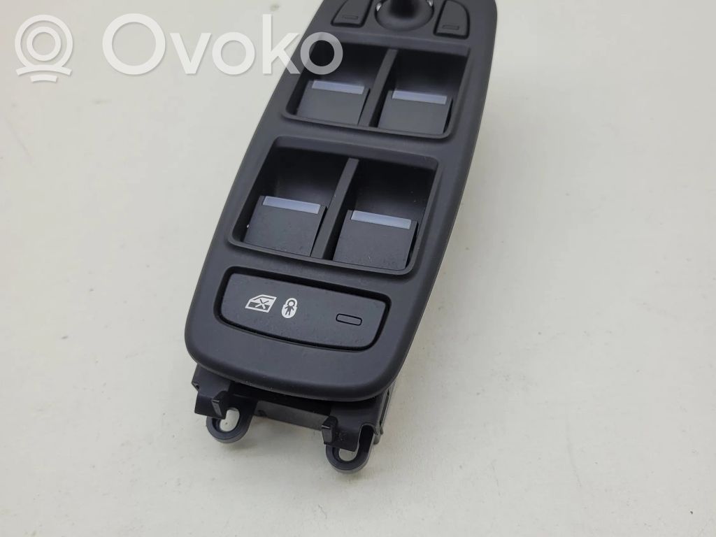 Jaguar XE Electric window control switch 