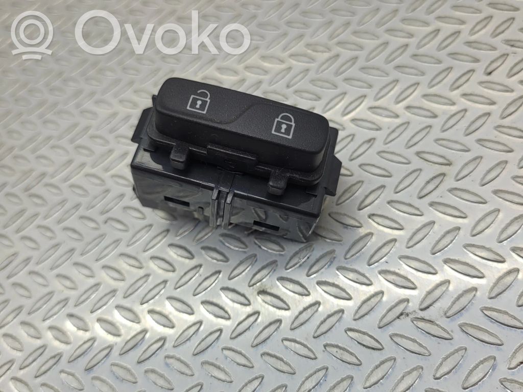 Volvo XC60 Central locking switch button 